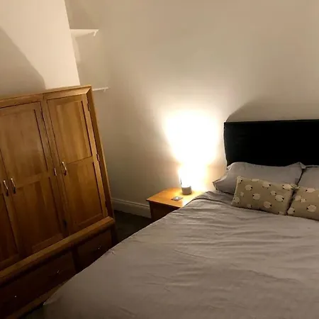 The Old Ship Hotel, 2 아파트